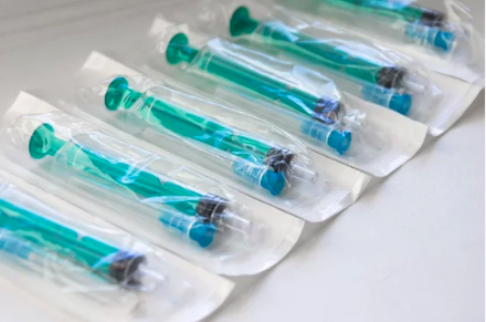 Syringes & Medical Devices